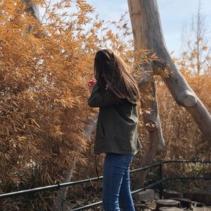 Meet your Posher, Lucy